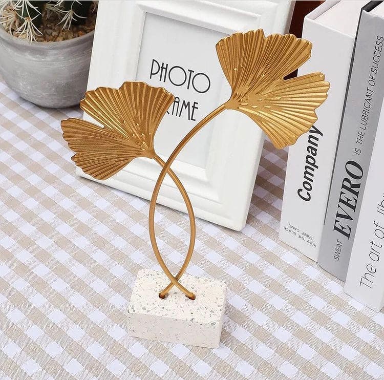 Modern Metal Leave Statue, Home Miniature Ornament, Iron Exquisite Home Décor Modern Metal Leave Statue, Home Miniature Ornament, Iron Exquisite Home Décor